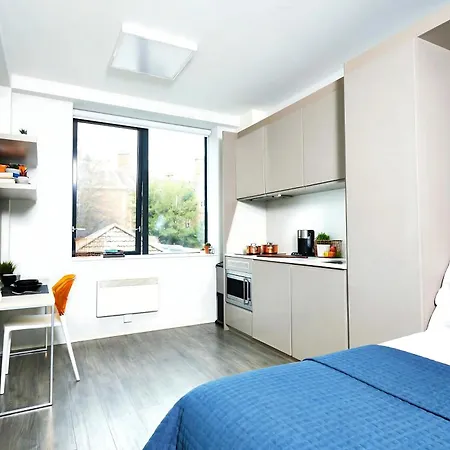 Student-only Luxury Studio, Zed Alley Apartment Bristol