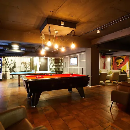 Apartment Student-only Luxury Studio, Zed Alley *